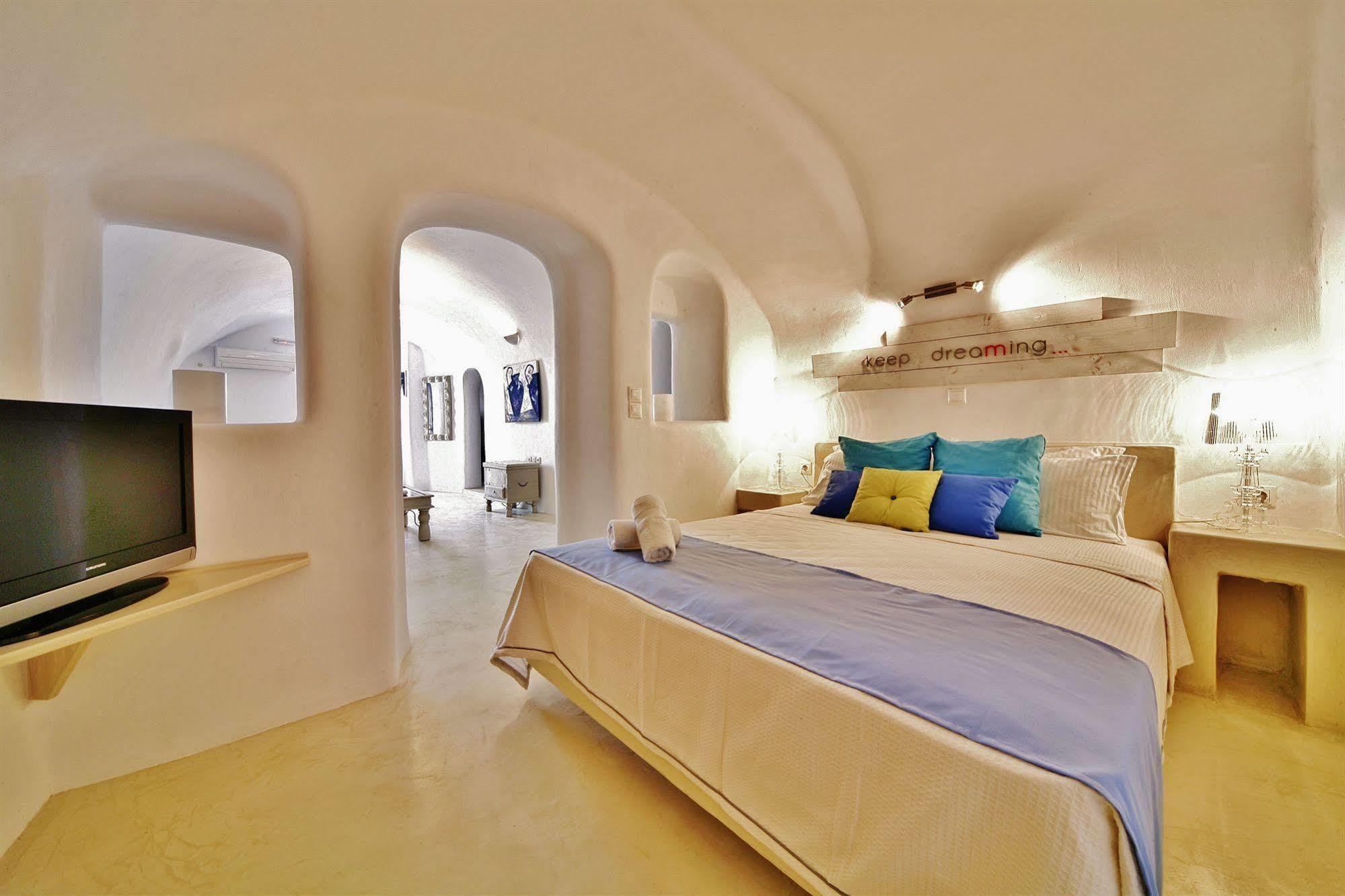 Chroma Suites Oía Exterior foto